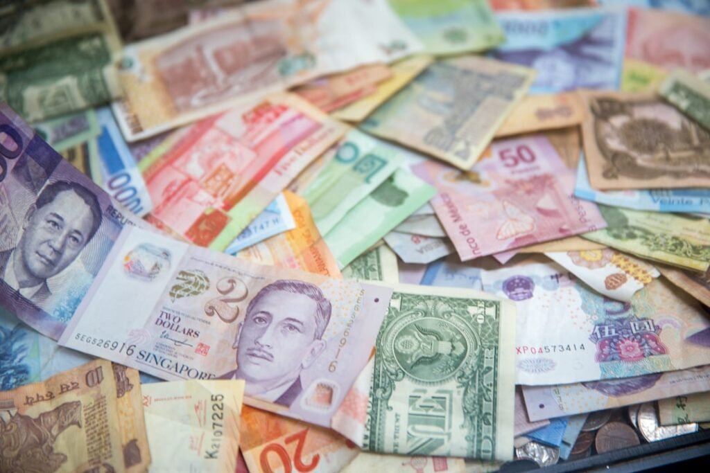 GDP and Forex: How Economic Growth Moves Currencies