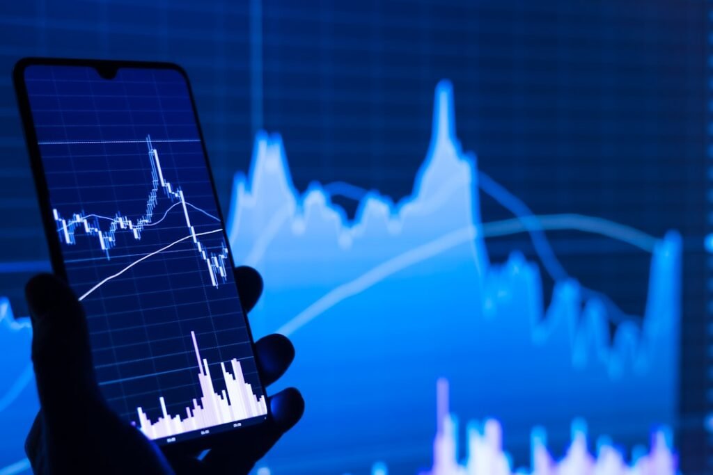 Price Action Trading: How to Trade Without Indicators